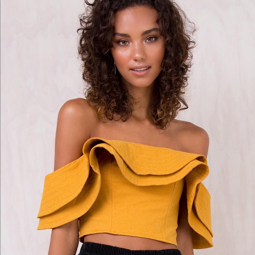 Callisto Off The Shoulder Ruffle Crop Top